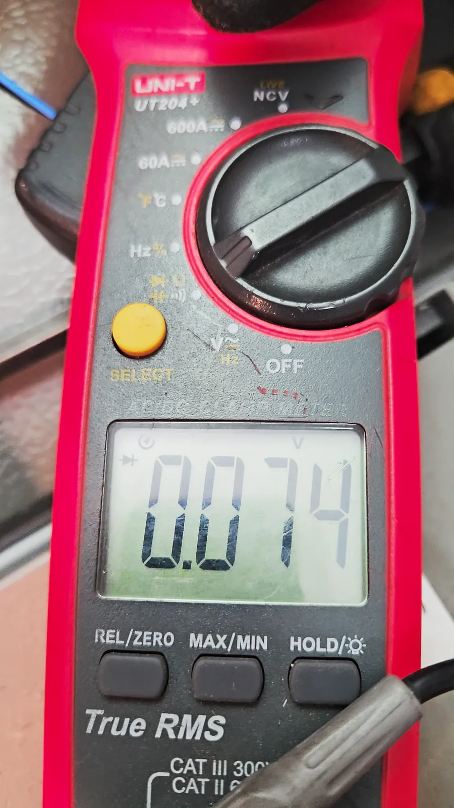 Multimeter in diode mode reading 0.074 between two inverter outputs